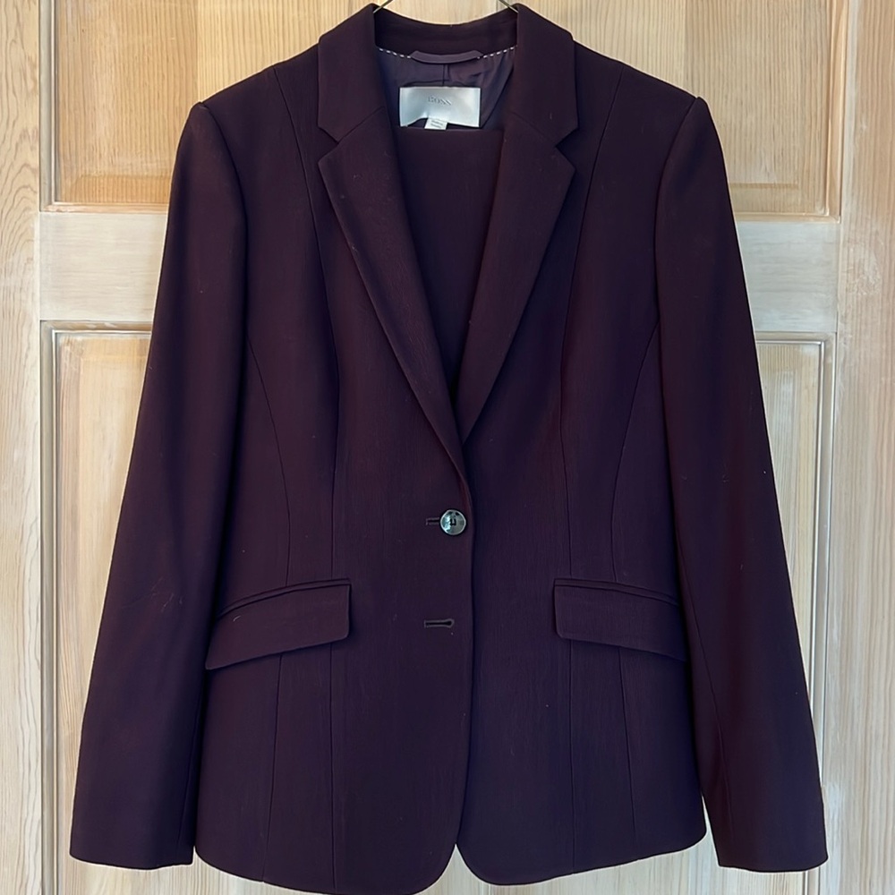 Hugo Boss purple suit jacket